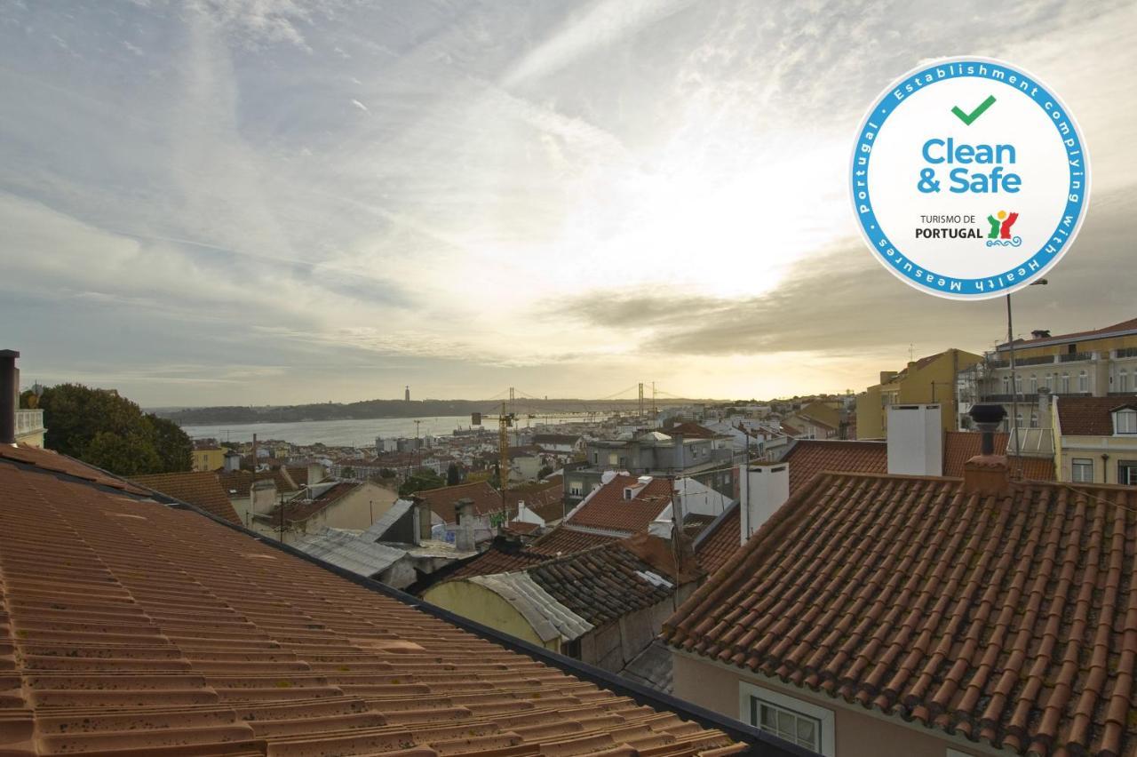 Amazing Tailor Made Penthouse With A View Apartment Lisbon