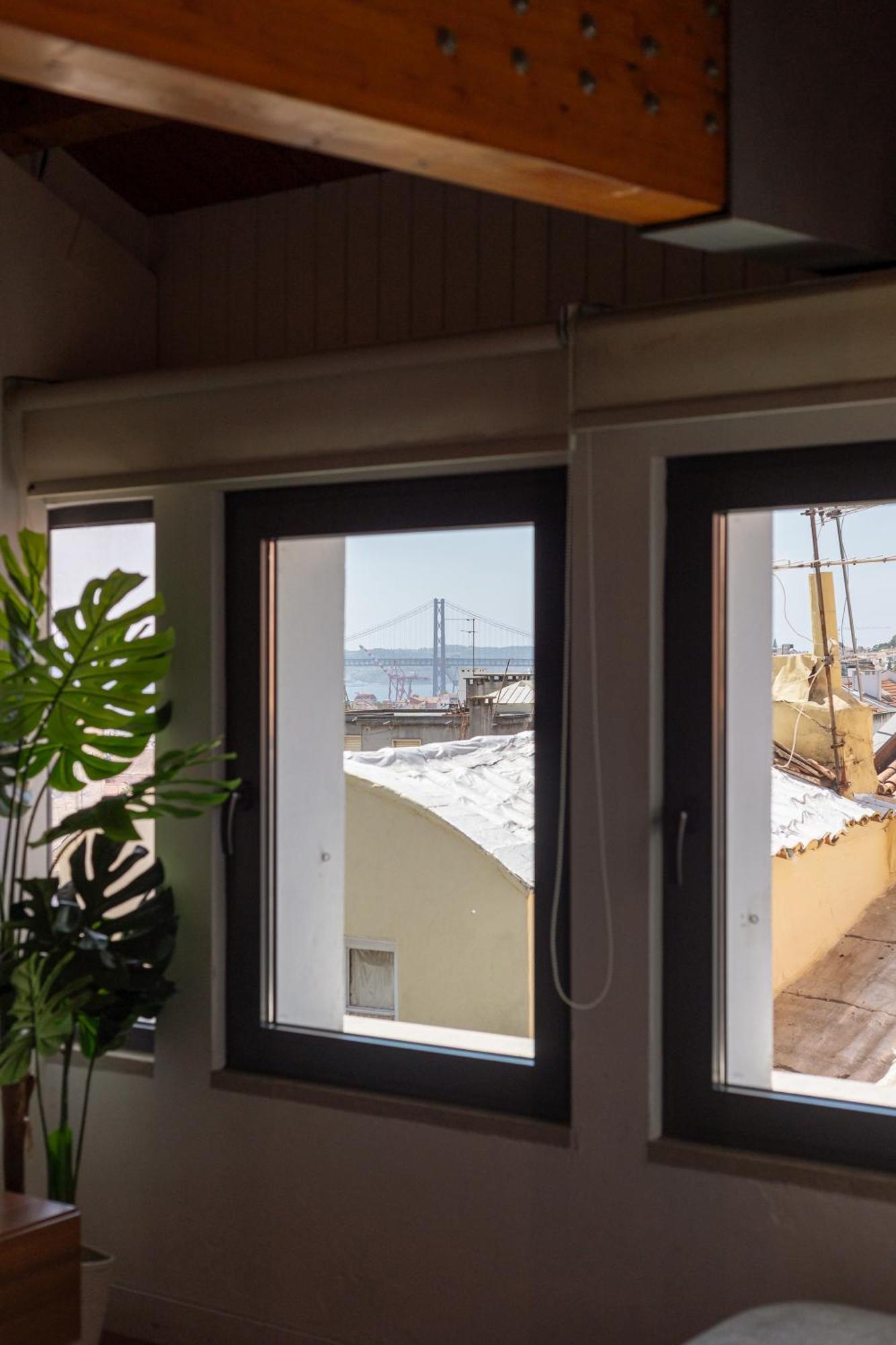 Amazing Tailor Made Penthouse With A View Apartment Lisbon