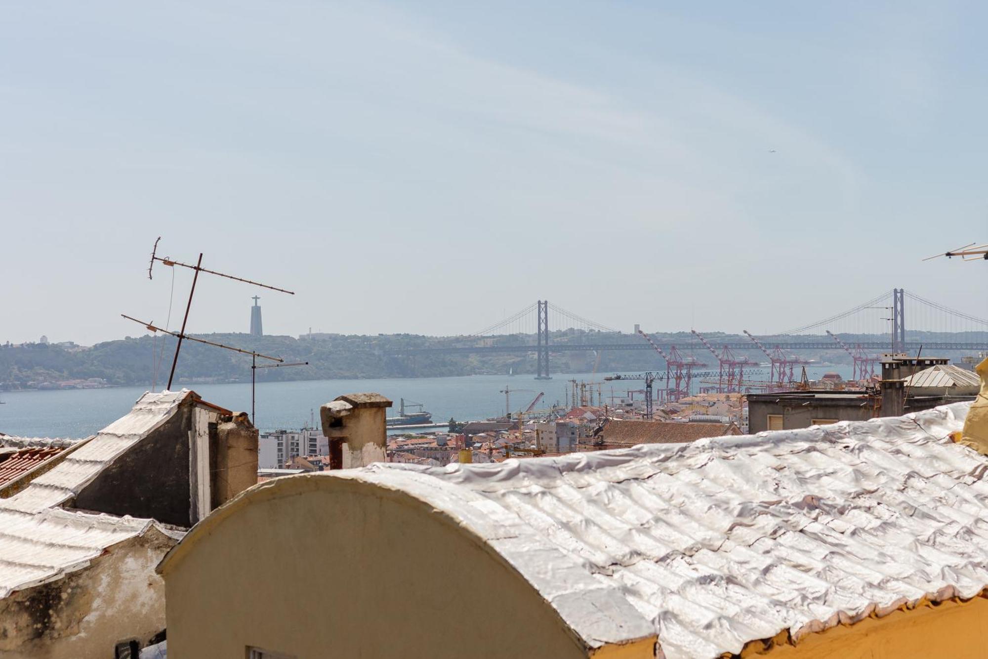 Amazing Tailor Made Penthouse With A View Appartement